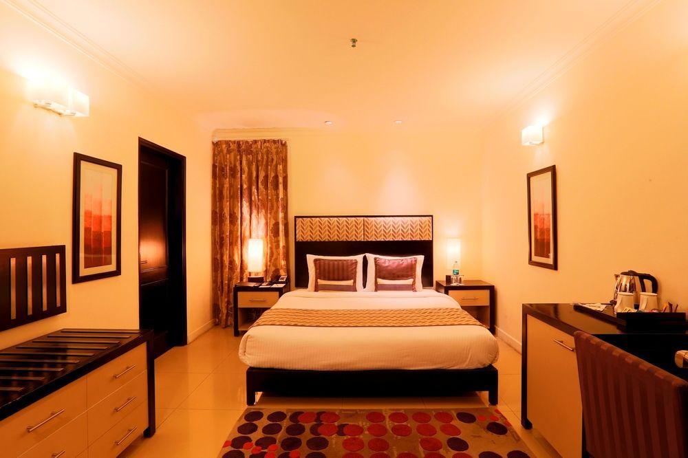 The Lallgarh Palace A Heritage Hotel بيكانير المظهر الخارجي الصورة