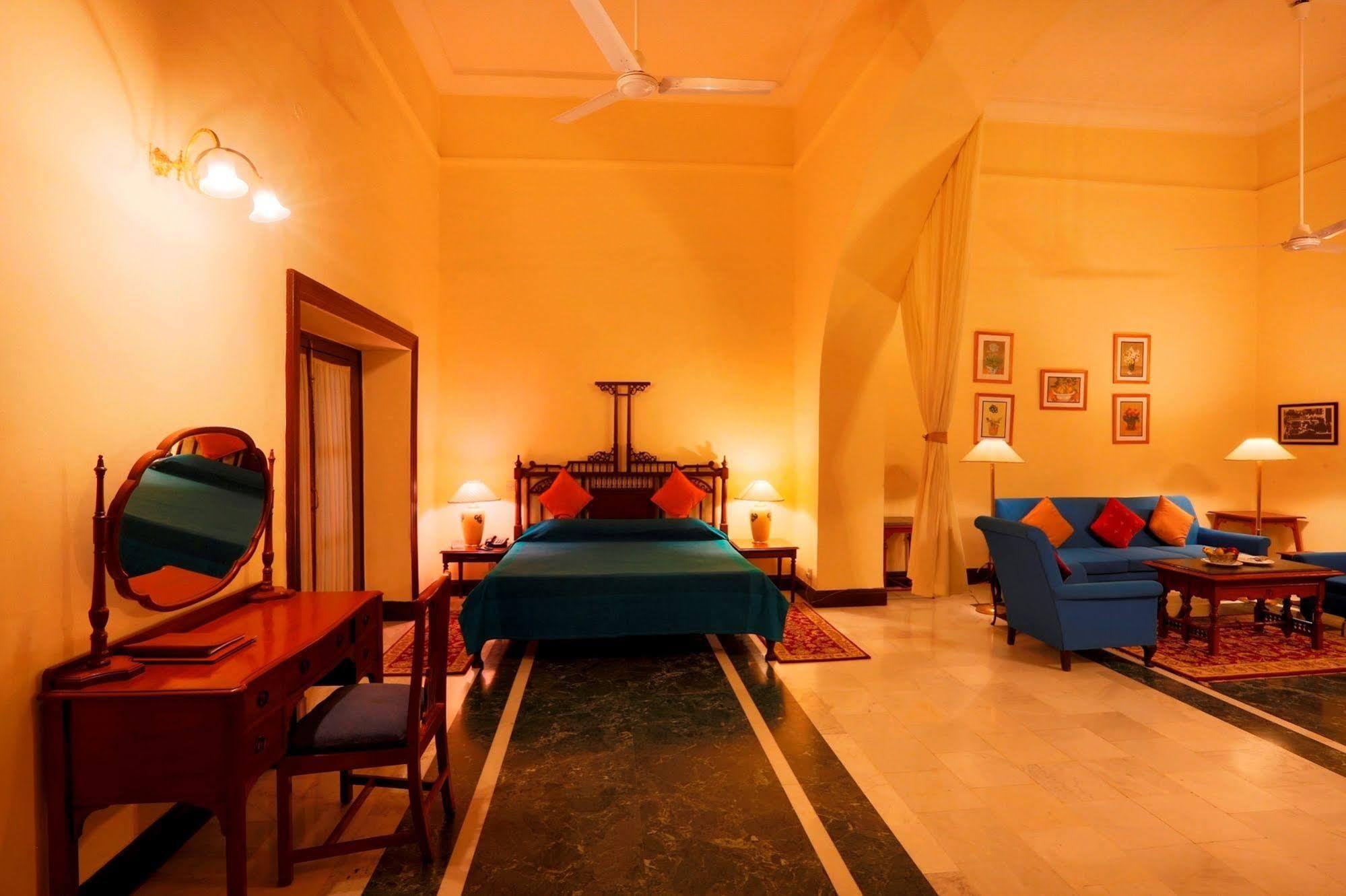 The Lallgarh Palace A Heritage Hotel بيكانير المظهر الخارجي الصورة
