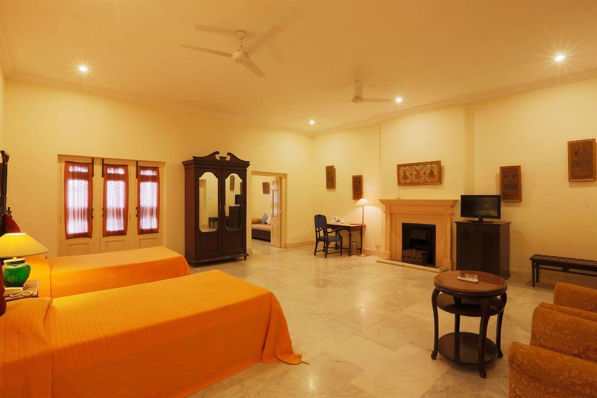 The Lallgarh Palace A Heritage Hotel بيكانير المظهر الخارجي الصورة