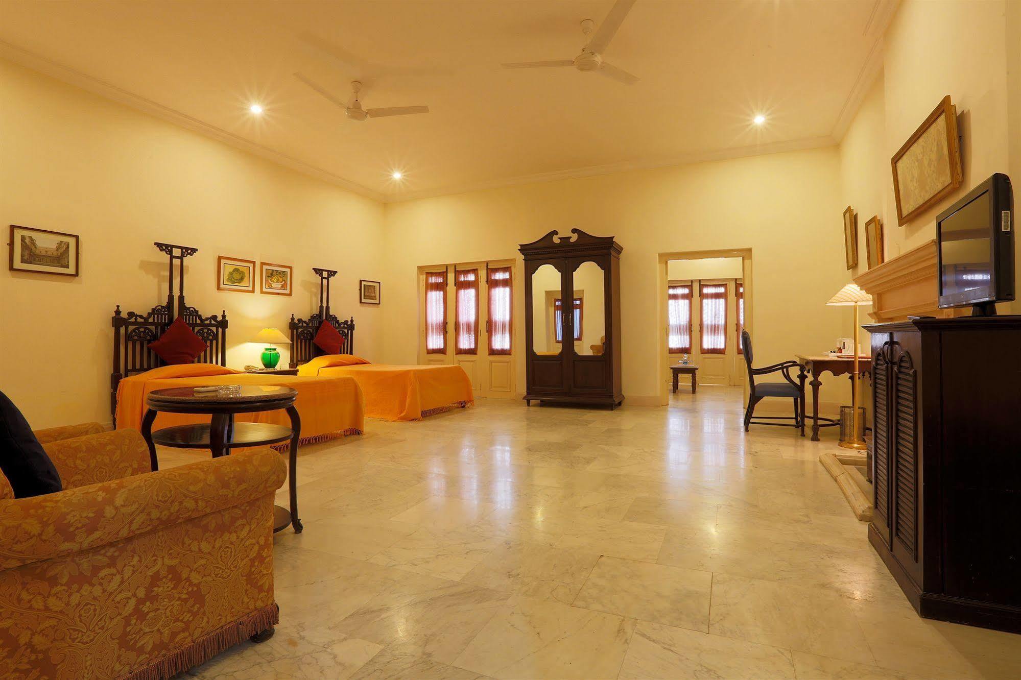 The Lallgarh Palace A Heritage Hotel بيكانير المظهر الخارجي الصورة